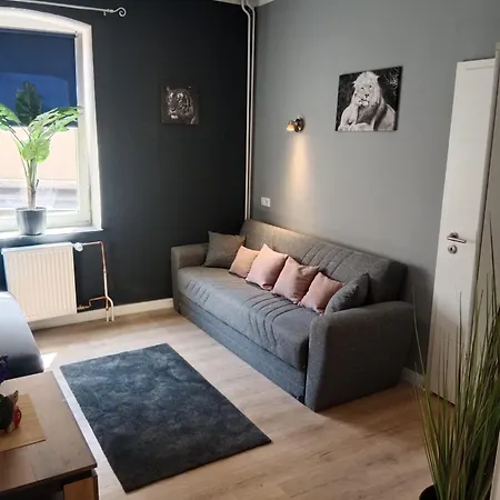 Lejlighed 6 0 *